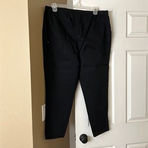 Black capri pants, never worn, cotton, 1x